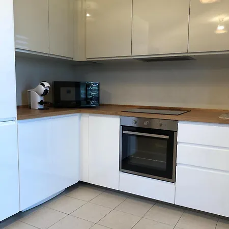 Gabriele With Private Garage ブレシア